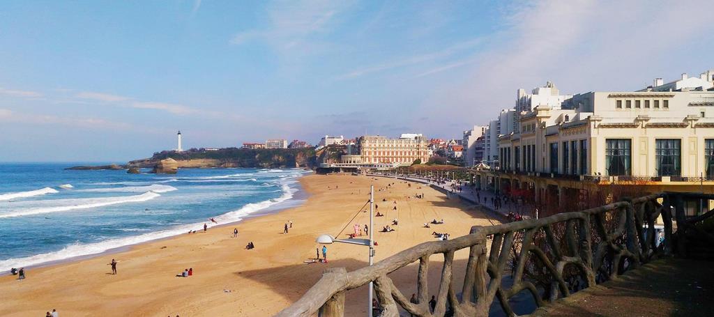 Investissement locatif au Pays basque : guide complet pour réussir son projet immobilier